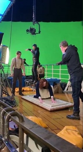 🎬 BTS Magic: How the 'Titanic' Door Scene Was Made! 🚢✨