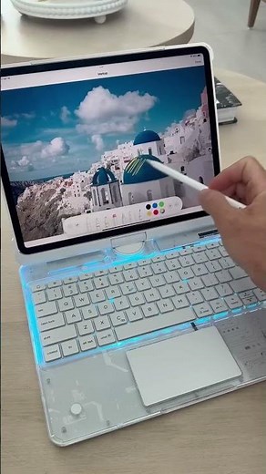 Sleek and clever this case transforms your iPad into a mini laptop #diy