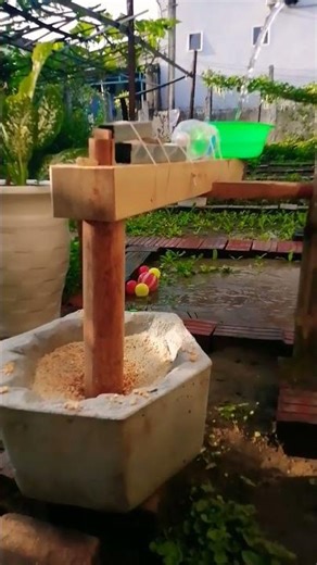 The rhythm of the water mill 🌊🌽 #ASMR #Nature #Relaxing