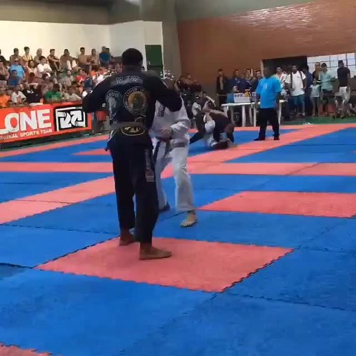 Epic Brazilian Jiu-Jitsu Battle: Girls vs Boys Finale
