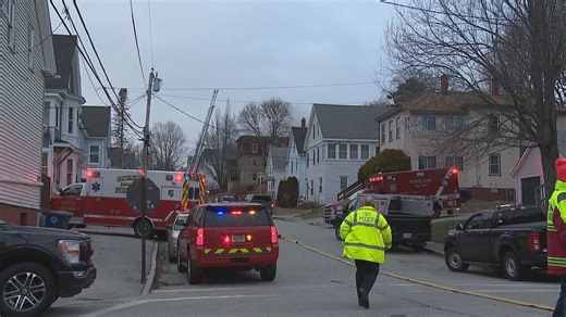 Fire destroys apartment building in Westbrook