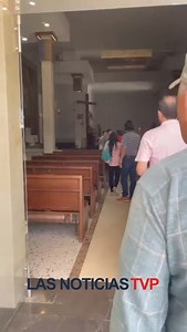 3.2M views · 19K reactions | Una persona al parecer que padece de sus facultades mentales, ingresó al templo católico del Espíritu Santo mejor conocida como “La Iglesia del Padre Cuco” en Las Quintas, Culiacán y causó destrozos, incluso al interior del oratorio donde se encuentra la custodia de Cristo Consagrado, la cual destruyó #LasNoticiasTVP #MuchoMásQueTelevisión #TVP #Sinaloa | Las Noticias TVP | Facebook