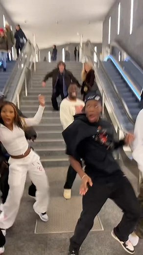 This video is giving HAPPINESS!!️ #usa #funny | DENNISMIK.Funny