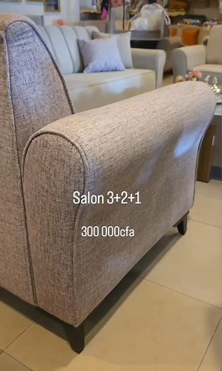 Style de vie cocody rue mermoz 0707302669 by Ryan's home #menuserie #ameublement #abidjandeco #interiordesign #designer #abidjan225 #articlescadeaux #abidjanshopping #amenagementinterieur #meublesurmesure #architecture #furniture | style de vie