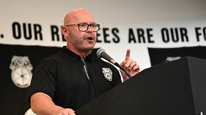 In break with tradition, the Teamsters will not endorse a presidential candidate