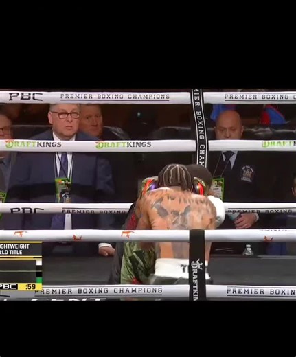 🔥 You can box perfectly… until you face Gervonta Davis. Against Lamont Roach Jr., it was competitive… until ONE moment ended everything. 🥊💥 Calm. Patient. Deadly. That’s the Tank effect. Can anyone stay perfect for 12 rounds? 👀🔥 #GervontaDavis #TankDavis #LamontRoach #Boxing #Knockout