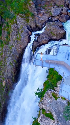 492K views · 13K reactions |  Vøringsfossen - one of Norway’s most iconic waterfalls!  Over 180 meters straight down into the Måbødalen valley - a breathtaking sight  | Spectacular Norway | Facebook