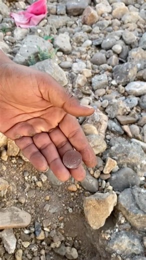 Metal Detector Found Old Copper Coin 😱 #shots #metaldetecting #metaldetector #oldcoin #coppercoin