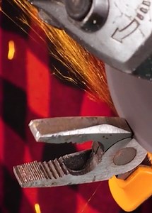 1.1M views · 3.5K reactions | HACK di livello PRO dal maestro: Nessun lavoro è difficile se si utilizzano questi trucchi durante le riparazioni! | 5 Minuti Creativi Famiglia | Facebook