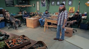 640K views · 18K reactions | The brothers face off in a good ole sibling competition. See more in this Duck Dynasty compilation. | Duck Dynasty | Facebook