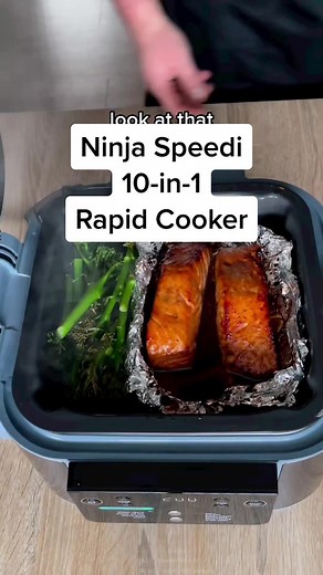 What’s the NEW Ninja Speedi all about? It’s a 10-in-1 rapid cooker whi...