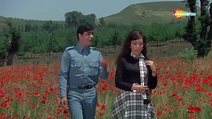 891K views · 663 reactions | 'आप आये बहार आयी' फिल्म के एक्टर्स कौन है? क्लिक करो अभी https://shemaroome.app.link/7a39EZwj3W और सुनिए रेट्रो बॉलीवुड गाने #FilmiGaane पे. | Filmi Gaane | Facebook