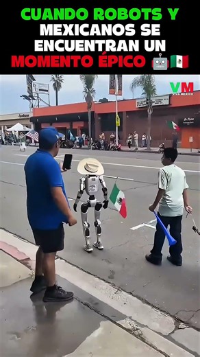 Check out the Mexican robot that appeared in the parade and surprised everyone #shorts