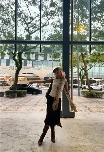 Windy Weather Fashion Styling Tips