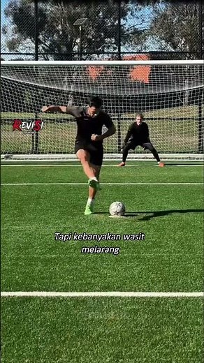 Skill sepak bola yang saking tidak respectnya sampai DILARANG FIFA 😳🤯