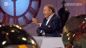 🇮🇹 Bruno Vespa ospite a #unomattinainfamiglia di Tiberio Timperi e Monica Setta per presentare il suo ultimo libro ⤵ QUIRINALE, Dodici Presidenti tra pubblico e privato, edito da #RaiLibri | Rai Libri