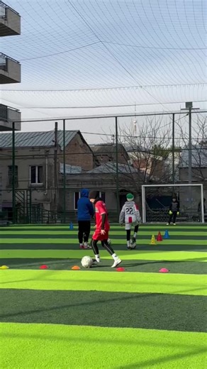 ⚽ პერსონალური ფეხბურთის ვარჯიშები ბავშვებისთვის 🎯 ინდივიდუალური მიდგომა თითოეულ ბავშვს 💪 ტექნიკის გაუმჯობესება | ბურთის კონტროლი | თავდაჯერებულობა 📩 დარეგისტრირდი დღეს და დაეხმარე ბავშვს განვითარებაში! #football #ფეხბურთი #მწვრთნელი #პერსონალურიტრენერი