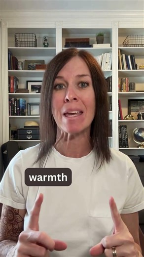 Do you use intrusive letters? #english #pronunciation #intrusion