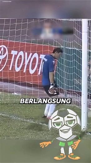 Kiper Yang Membelakangi Lawan😱 #football #fyp #shorts #viralvideo