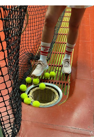 Mastering Real Tennis Techniques for Better Performance