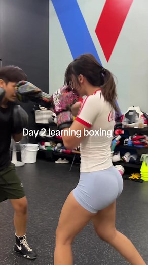 Boxing for Beginners: Day 2 Chest & Basics Training