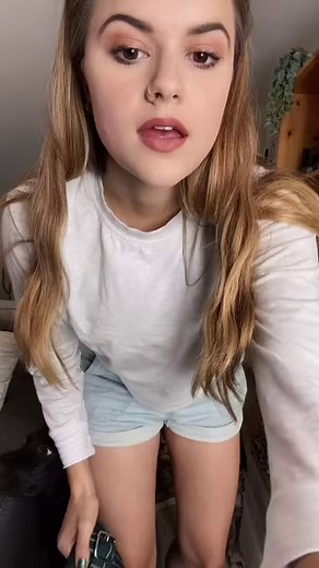 Don’t mind the blonde hair, this video isn’t recent but still an important PSA! #kilt #tartan #scottish #highlandgames #renfaire #renfest | Ally the Piper