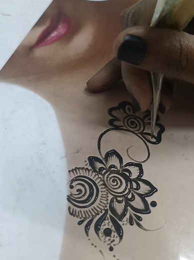 Hodhan Henna on TikTok
