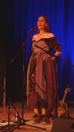 Death. Ravens. English folk.