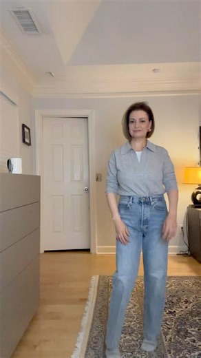 Add structured piece like bag and belt to elevate a casual outfit.