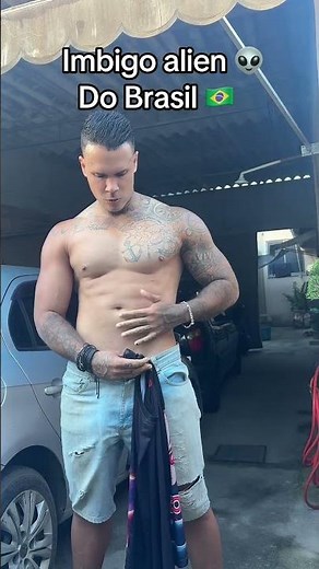 THE ALIEN BELLY BUTTON 👽 #shortsvideo #shorts