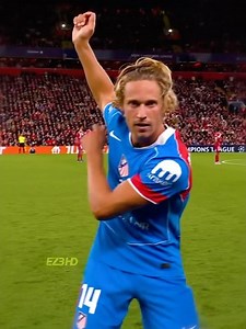 Llorente Loves Anfield 🥶