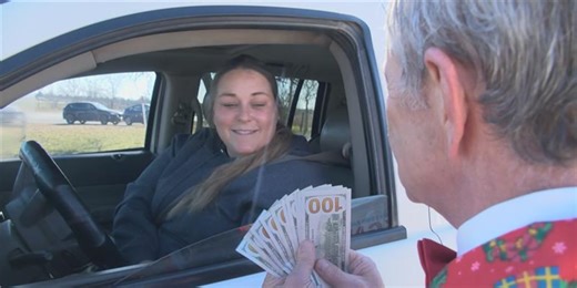 Texoma radio station holds America’s largest same-day cash giveaway