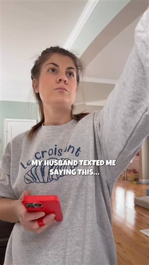 Karissa Manzi on Instagram: "What is your favorite sandwich? For us this is one of our favorites! Here is how to make it! Pepper Topping • 10 cherry peppers, chopped • 1/2 red onion, sliced • 1/2 cup balsamic vinegar • 1/4 cup olive oil • 1/2 tablespoon sugar Mix all ingredients in a bowl and set aside for about 30 minutes to marinate. Garlic Spread • 1 stick salted butter, softened • 2 tablespoons fresh parsley, minced • 4 garlic cloves, minced Mix everything together until well combined and se