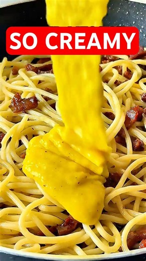 The secret to the creamiest Carbonara 🍝 No scrambled eggs! #shorts