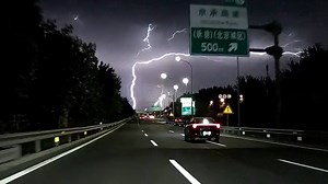 Video | Chinees filmt spectaculaire bliksemschichten