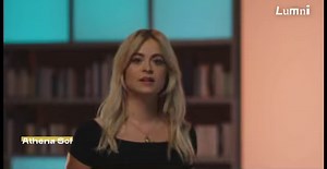 Zoxea feat Nicolas Boileau Amitiés fidèle ! Amitié Fidèle Nicolas Boileau (Sur la mort d’Iris en 1654.) Parmi les doux transports d’une amitié fidèle, Je voyais près d’Iris couler mes heureux jours: Iris que j’aime encore, et que j’aimerai toujours, Brûlait des mêmes feux dont je brûlais pour elle: Quand, par l’ordre du ciel, une fièvre cruelle M’enleva cet objet de mes tendres amours; Et, de tous mes plaisirs interrompant le cours, Me laissa de regrets une suite éternelle. Ah! qu’un si rude cou