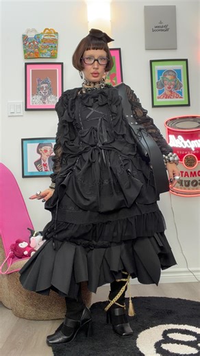 SC 👼🏻⚡️ on Instagram: "The most incredible lil collared hats by the talented @edenmeidl 👔💕⚓️🐣❄️"