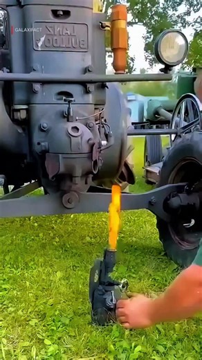 GALAXIFACT on Instagram: "Man Puts Fire Inside Tractor Engine 😱 | Hot Bulb Engine Explained | Vintage Engineering"