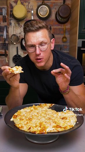 Discover Bangor Style Pizza: A Taste of Maine Culture