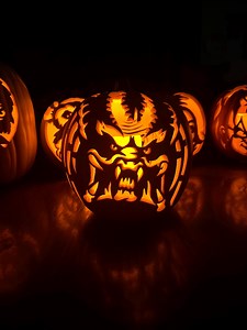 Alien Vs Predator Lighted Faux Pumpkin: Reusable Halloween Decor - Etsy