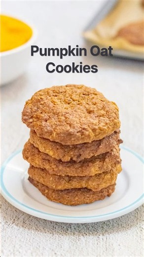 No Eggs, No Butter… Just Pumpkin & Oats!