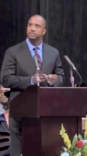 Effective Ways to Start a Speech: Public Speaking Tips and Techniques