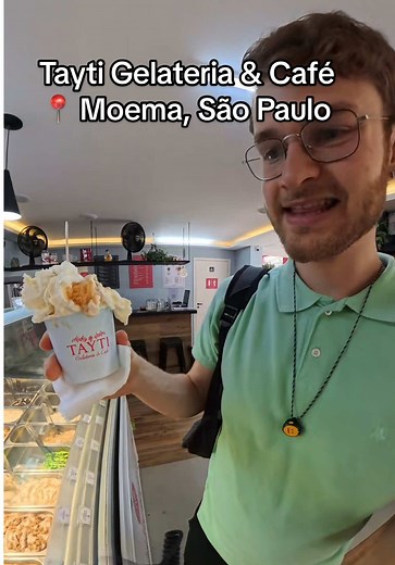 This Brazilian ice cream spot just kept on bringing out samples! From Bread and Butter to Goiabada Cheesecake, I certainly wasn’t complaining and tried 11 in total! The flavor combo I ended up choosing was a mixture of the Pe de moleque, based off the classic Brazilian peanut brittle of the same title, as well as the torta de limao. I was going for a very Thai coded peanut lime masterpiece and was not dissapointed! Shoutout Chef Elisabeth Tayti and her awesome Gelateria! #icecream #brazil #foodr