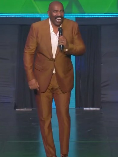 I KNEW NOTHING OF CURRENCY EXCHANGE! I THOUGHT I WAS RICH! #steveharvey #comedy #standup #standupcomedy