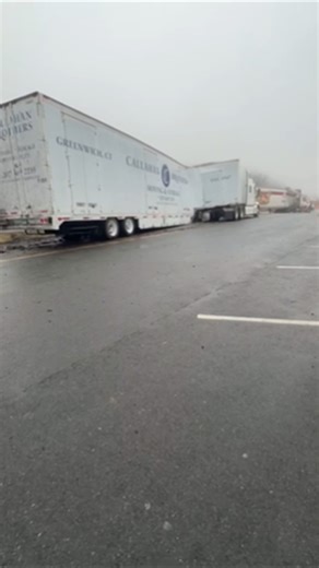 Rainy Rest Area Situation | Real Trucker Life USA | Road Safety in Bad Weather #shorts