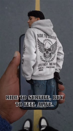 KEMO Premium Clothing ®️ on Instagram: "Ride to survive, buy to feel alive. Став што се носи, не се објаснува. 🚨Сакаш линк до овој модел и таен код за 20 %попуст? 👇 Коментирај ‘MOTO’ и ти праќам во DM Limited pieces #kemoclothing #streetvibe #limiteddrop #hoodiestyle #streetwearbalkan #urbanfit #dailygrind #realvibes #wearthestory"