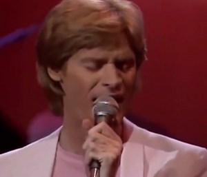 5.8K views · 281 reactions | HALL & OATES - SARA SMILE (In Concert) 1984 | Power Ballads | Facebook