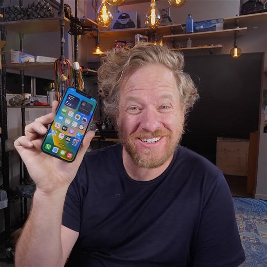 This 3D-Printed iPhone Actually Works, Has Carbon Fiber Nylon Shell