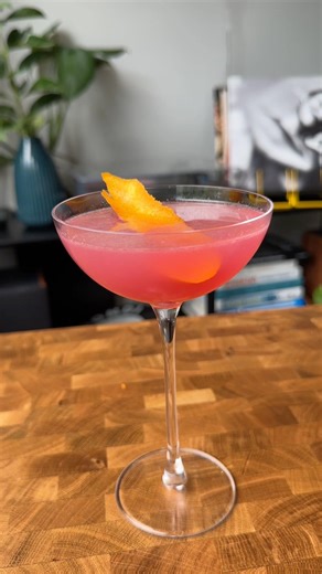 🍸A - Z COCKTAILS: C for Cosmopolitan.