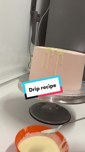 How to Create Perfect White Chocolate Ganache Drip on a Cake